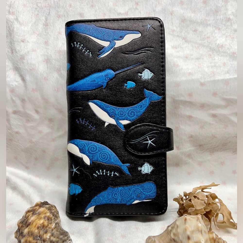 Woman’s Wallet Large : Whales Black